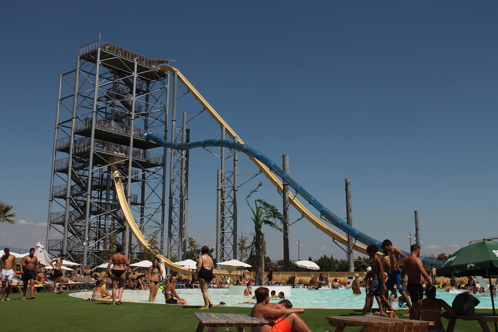 Village Camps International Summer Camp Ard&egrave;che, France 2019-07-26 https://www.villagecamps.com/journals_admin/images/2229-4910-WaterPark14 copy.jpg
